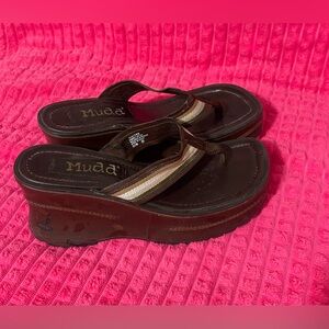 Mudd Brown Platform Flip Flop Sandals with Striped Straps